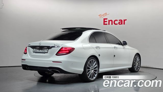 Mercedes-Benz E-Class из Кореи Encar