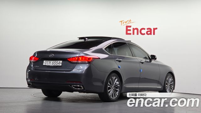Hyundai Genesis из Кореи Encar