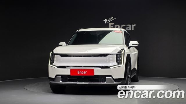 Kia EV9 Long Range 4WD Earth — пробег 27 039 км — фото 3 из 5