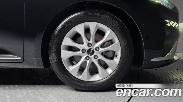 Kia K8 из Кореи Encar