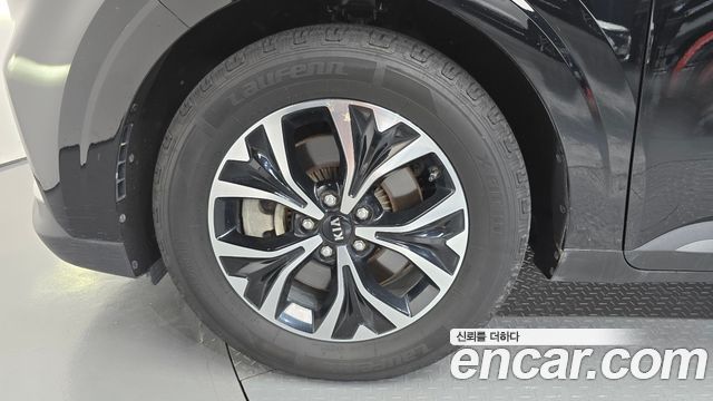 Kia Carnival Diesel 9-Seater Prestige — пробег 76 099 км — фото 5 из 5