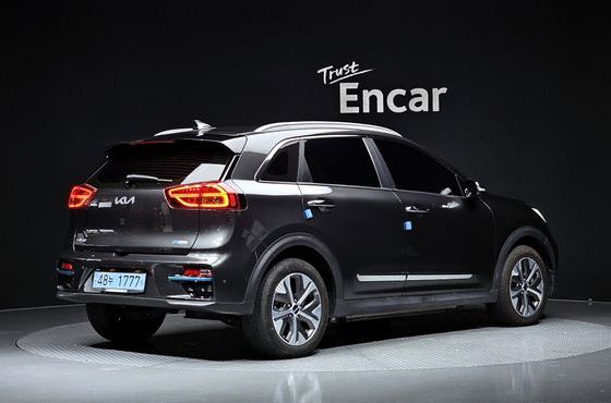 Kia Niro Noblesse — пробег 71 373 км — фото 2 из 5
