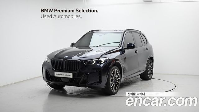 BMW X5 xDrive 50e M Sport — пробег 24 709 км — фото 1 из 5