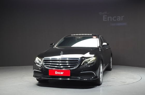Mercedes-Benz E-Class E220d 4MATIC Exclusive — пробег 101 696 км — фото 3 из 5