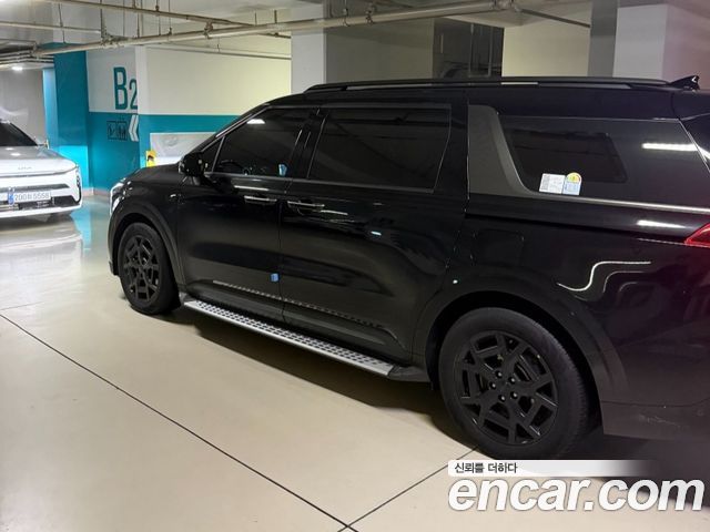 Kia Carnival HEV 7-Seater X Line — пробег 2 700 км — фото 5 из 5