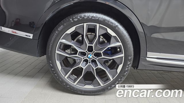 BMW X7 xDrive 40i M Sport 7STR — пробег 38 953 км — фото 5 из 5