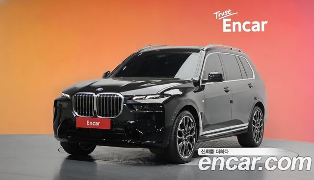 BMW X7 xDrive 40i M Sport 7STR — пробег 38 953 км — фото 1 из 5