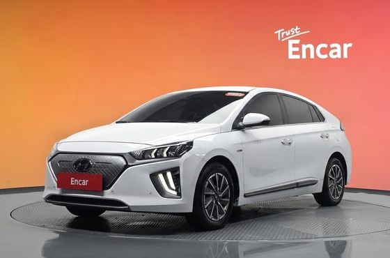 Hyundai Ioniq Q — пробег 121 384 км — фото 1 из 5