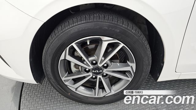 Kia K3 из Кореи Encar