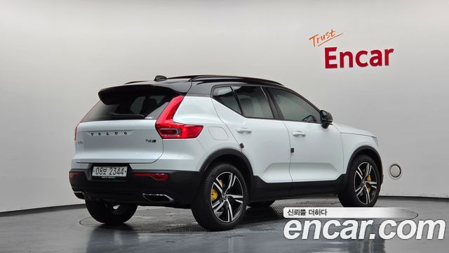 Volvo XC40 из Кореи Encar
