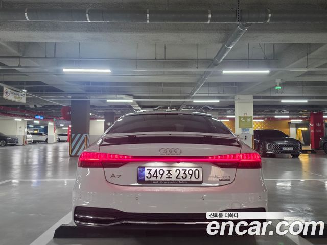 Audi A7 45 TDI Quattro Premium — пробег 76 770 км — фото 2 из 5