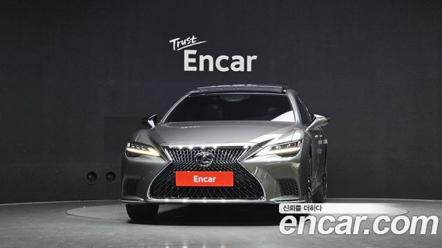 Lexus LS 3.5 Luxury AWD — пробег 147 964 км — фото 3 из 5