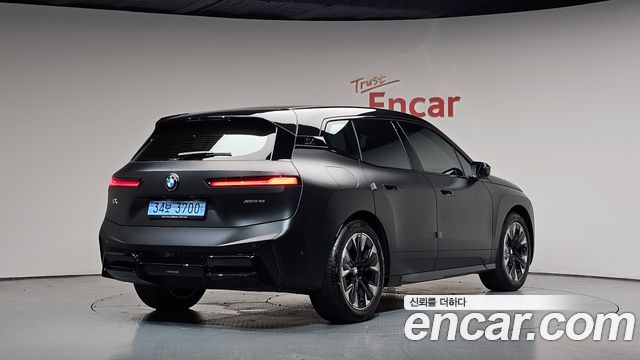BMW iX из Кореи Encar