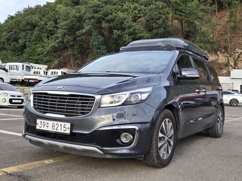Kia Carnival 9-seater Luxury — пробег 194 611 км — фото 1 из 5