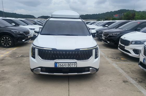 Kia Carnival Diesel 9-Seater Prestige — пробег 57 486 км — фото 1 из 5