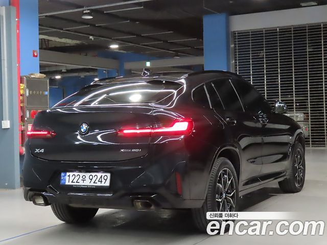 BMW X4 xDrive20i M Sports Pro — пробег 22 000 км — фото 2 из 5