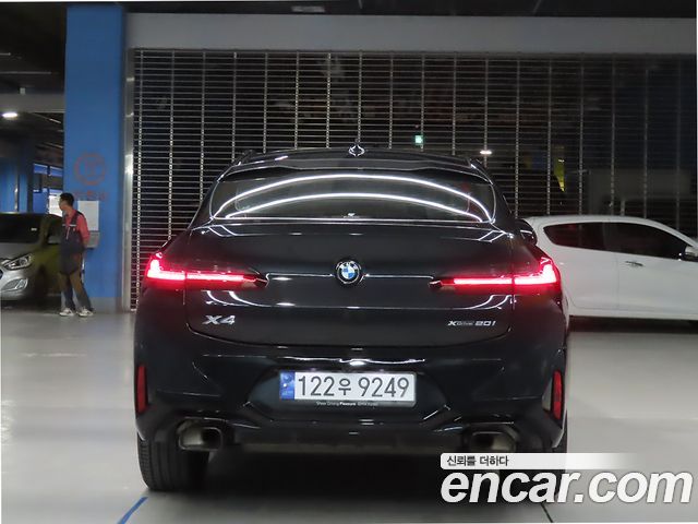 BMW X4 xDrive20i M Sports Pro — пробег 22 000 км — фото 4 из 5