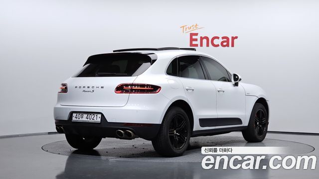 Porsche Macan из Кореи Encar