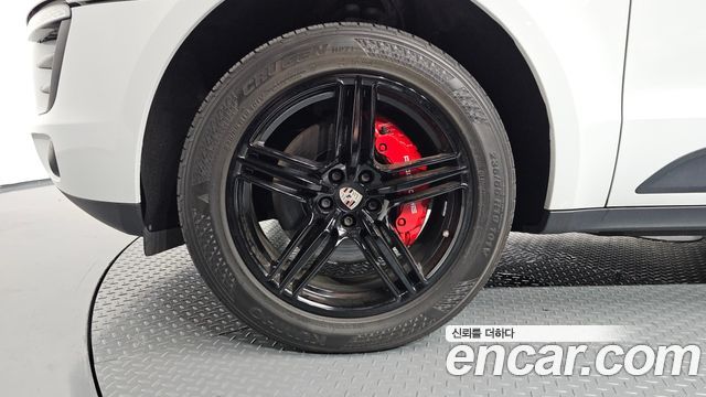 Porsche Macan из Кореи Encar
