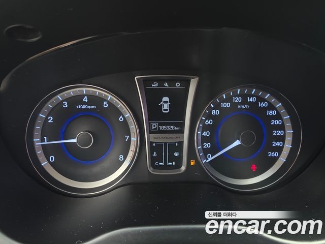 Hyundai Grandeur из Кореи Encar