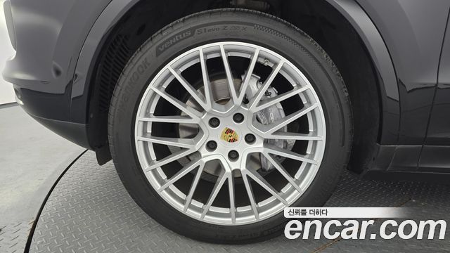 Porsche Cayenne 3.0 — пробег 93 960 км — фото 5 из 5
