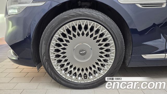 Genesis G90 из Кореи Encar