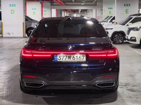 BMW 7-Series 740Li xDrive M Sport Package — пробег 88 026 км — фото 3 из 5
