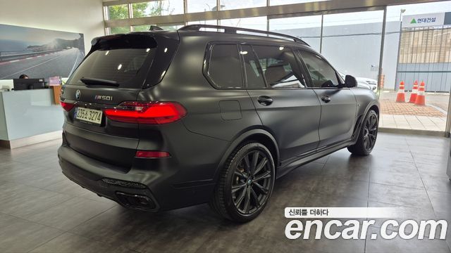 BMW X7 M50i Frozen Black Edition 6STR — пробег 51 188 км — фото 4 из 5