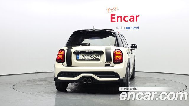 Mini Cooper из Кореи Encar