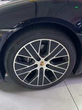Porsche Taycan Base — пробег 28 000 км — фото 5 из 5