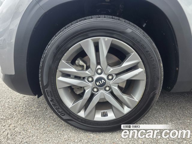 Kia Seltos из Кореи Encar
