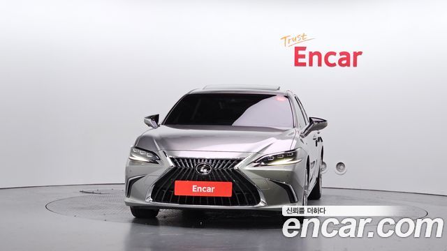 Lexus ES Executive — пробег 66 769 км — фото 3 из 5