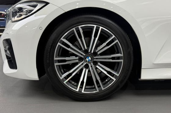 BMW 3-Series 320i M Sport — пробег 98 929 км — фото 5 из 5
