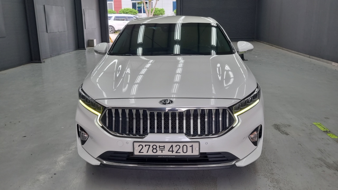 Kia K7 из Кореи Encar