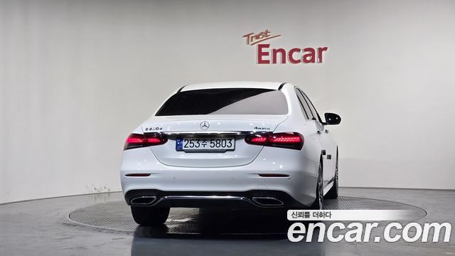 Mercedes-Benz E-Class из Кореи Encar