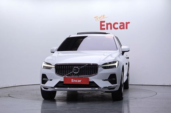 Volvo XC60 T8 Ultra Bright — пробег 9 062 км — фото 3 из 5