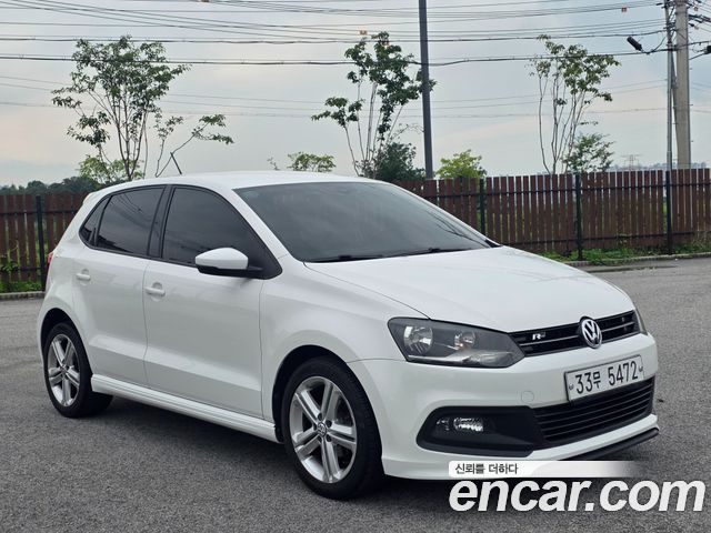 Volkswagen Polo 1.6 TDI R-Line 5th — пробег 137 680 км — фото 3 из 5