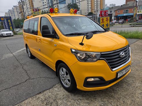 Hyundai Starex School Bus — пробег 72 327 км — фото 3 из 5