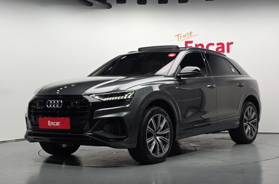 Audi Q8 55 TFSI Quattro Premium — пробег 92 929 км — фото 1 из 5