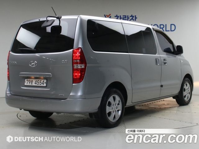 Hyundai Starex 4WD 12-Seater Wagon Smart — пробег 74 687 км — фото 2 из 5