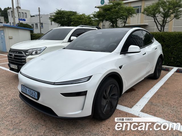 Tesla Model Y Premium RWD — пробег 964 км — фото 2 из 5
