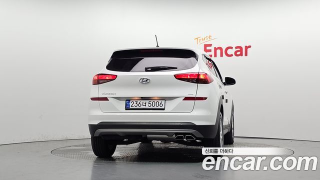 Hyundai Tucson Diesel 2.0 4WD Smart — пробег 8 815 км — фото 4 из 5