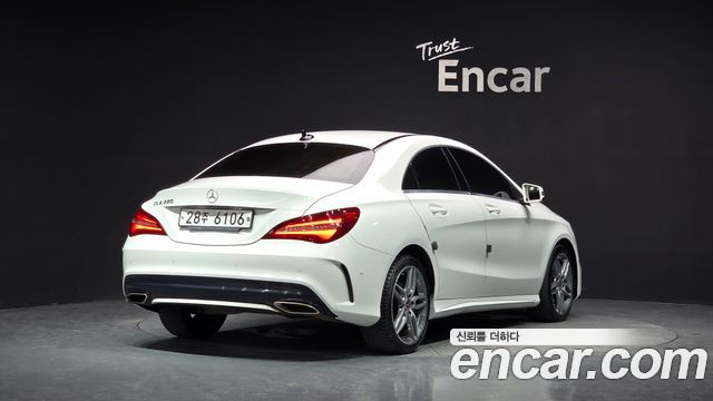 Mercedes-Benz CLA-Class CLA220 AMG Line — пробег 104 723 км — фото 2 из 5