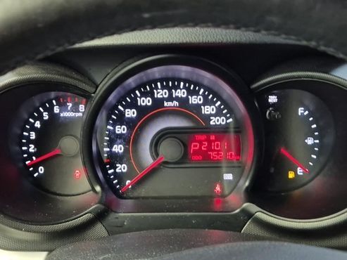Kia RAY Luxury — пробег 75 210 км — фото 5 из 5