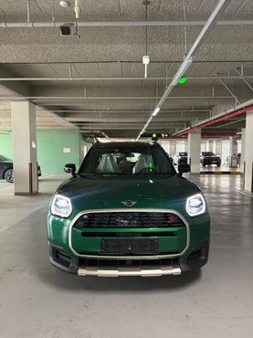 Mini Countryman ALL4 Favoured — пробег 10 км — фото 1 из 5