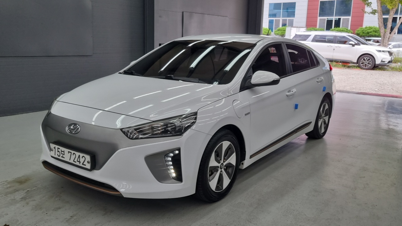 Hyundai Ioniq N — пробег 127 101 км — фото 1 из 5