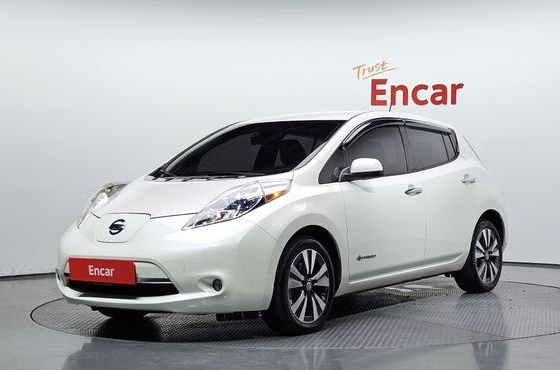 Nissan Leaf EV — пробег 66 991 км — фото 1 из 5