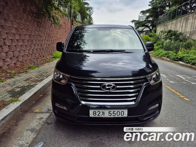 Hyundai Starex Van 3-Seater Style — пробег 138 200 км — фото 1 из 5