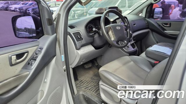 Hyundai Starex 12-Seater Wagon CVX Premium — пробег 229 900 км — фото 3 из 5