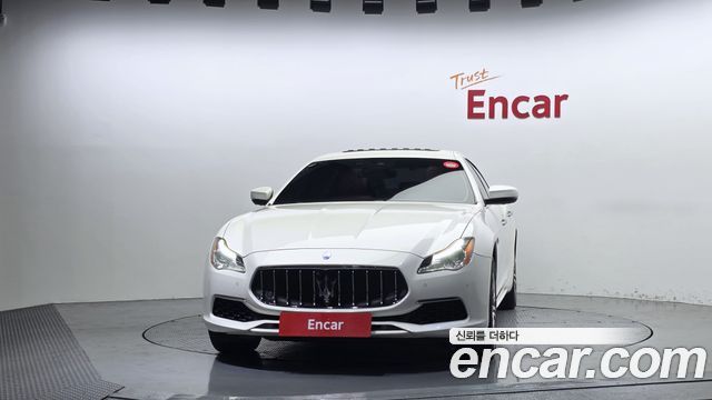 Maserati Quattroporte 3.0 V6 — пробег 86 579 км — фото 3 из 5